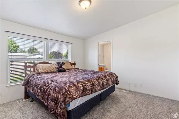Roy, UT 84067,2863 W 5175 S