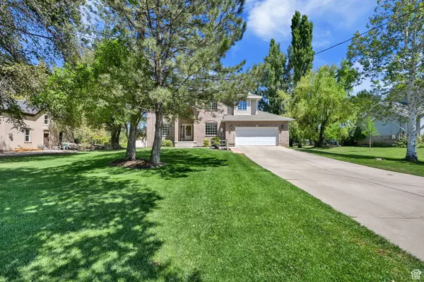 Syracuse, UT 84075,2076 W 700 S