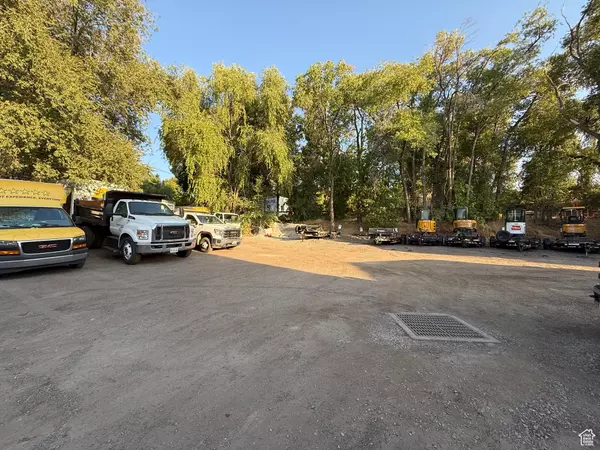 Murray, UT 84107,4694 S 200 W