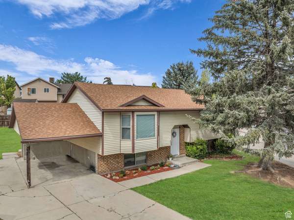 4909 W SAKURA CT, West Jordan, UT 84081