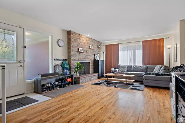 Salt Lake City, UT 84108,1946 E BRYAN AVE