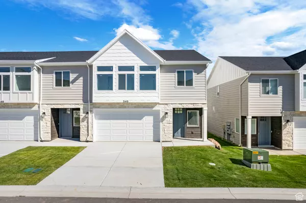 552 BLUE LAKE ST #32, Garden City, UT 84028