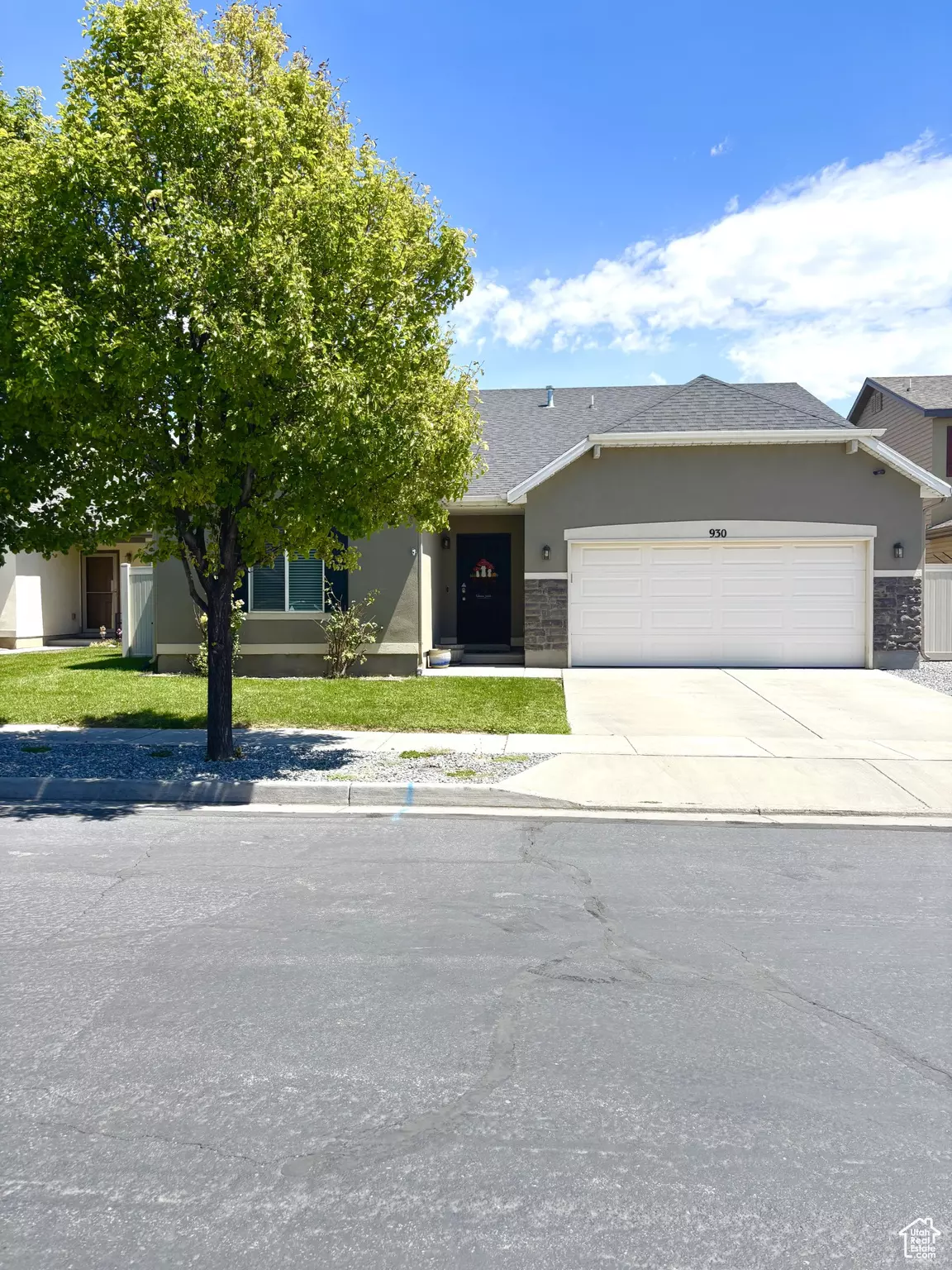 North Salt Lake, UT 84054,930 N REDBRIDGE DR