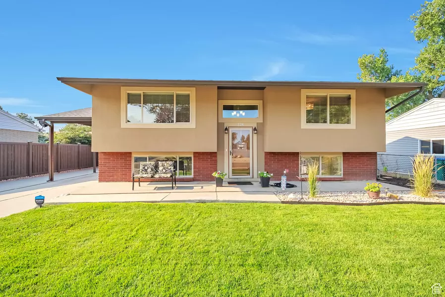 228 E 9585 S, Sandy, UT 84070