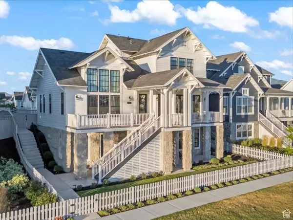 11064 S PADDLE BOARD WAY W, South Jordan, UT 84009
