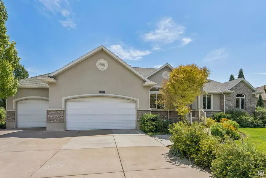 517 W MILLER WAY, Farmington, UT 84025