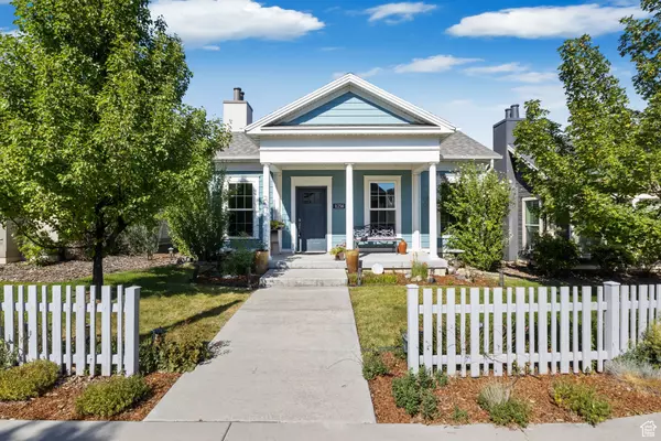 11256 S CHICORY LN W, South Jordan, UT 84009