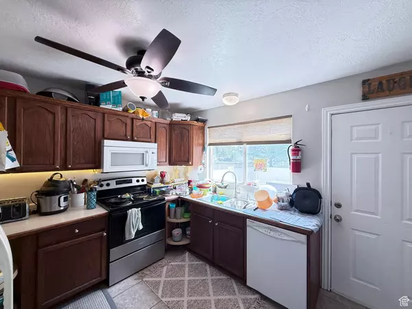 Payson, UT 84651,21 S 900 E