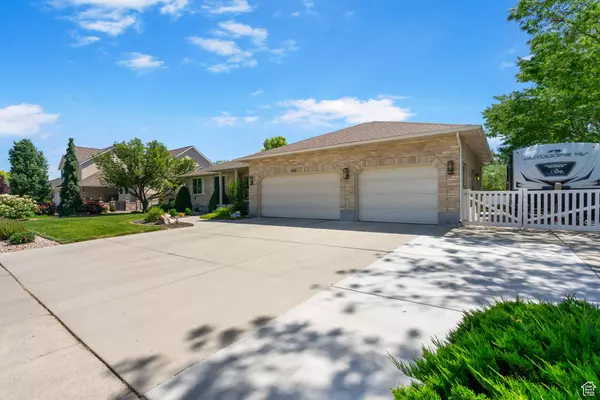 South Jordan, UT 84095,11187 S 2480 W