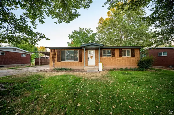 290 N COLONIAL AVE E, Layton, UT 84041