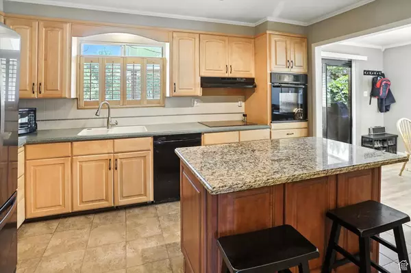 Bountiful, UT 84010,1871 S 350 E
