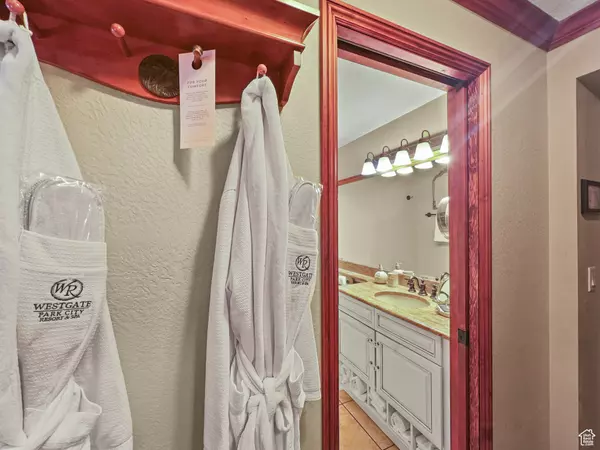 Park City, UT 84098,3000 CANYONS RESORT DRI VE #3301B