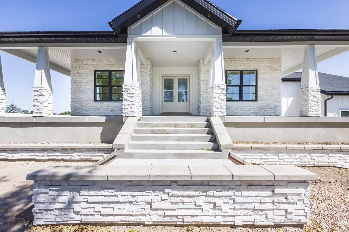 South Jordan, UT 84095,1104 W 10125 S