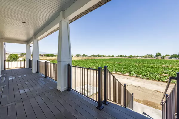 South Jordan, UT 84095,1104 W 10125 S