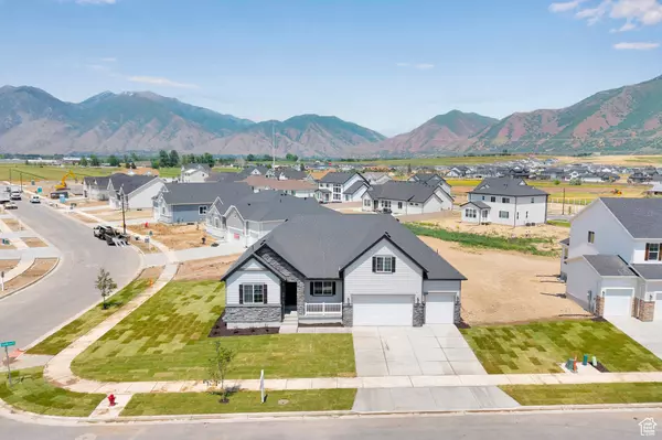3177 E CANYON MEADOWS DR #208, Spanish Fork, UT 84660