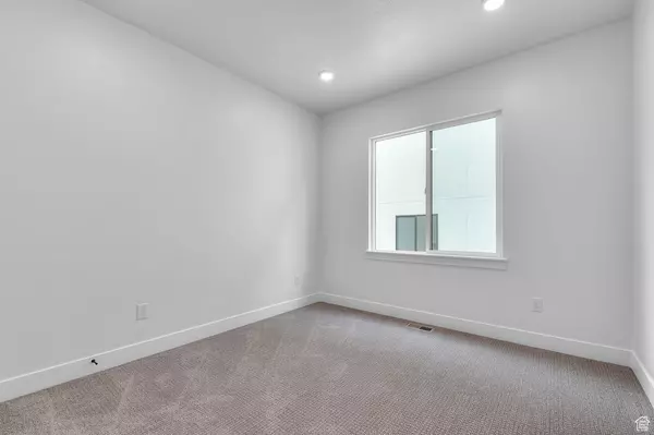 Lehi, UT 84048,4355 N BRAIKEN RIDGE DR #1021