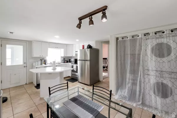 Pleasant Grove, UT 84062,767 E 100 N