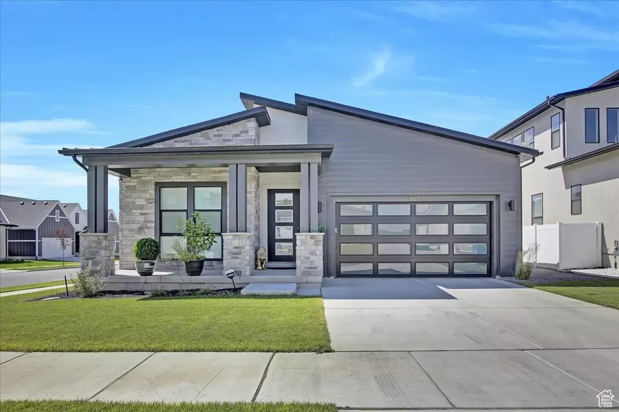 1611 W LAUREL CHASE DR S, Riverton, UT 84065