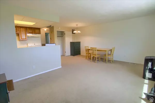 West Valley City, UT 84119,3685 S 2200 W #79