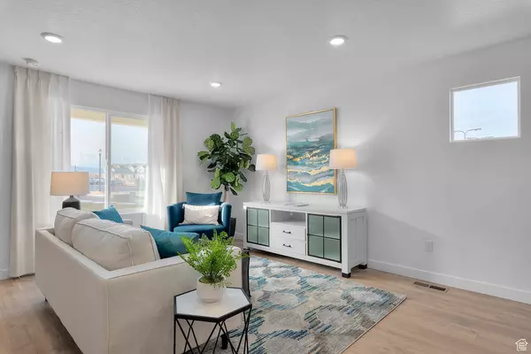 Saratoga Springs, UT 84045,93 N CARPENTER LN #1810