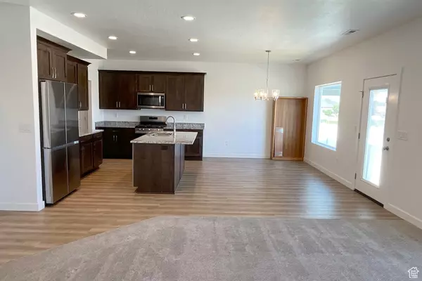West Haven, UT 84401,3548 W 4100 S #62