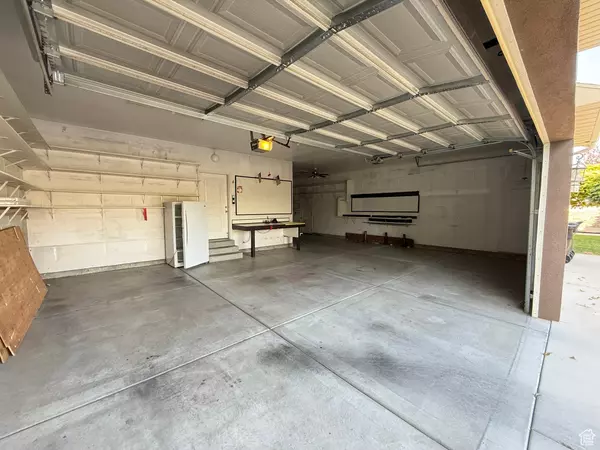 Woods Cross, UT 84087,2038 W 2185 S