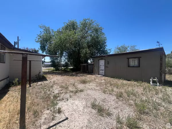 Huntington, UT 84528,315 N 300 W