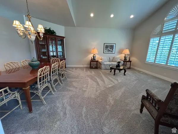North Salt Lake, UT 84054,275 S EAGLE WAY