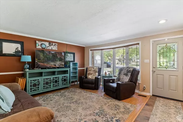 Layton, UT 84040,1137 OAKRIDGE DR