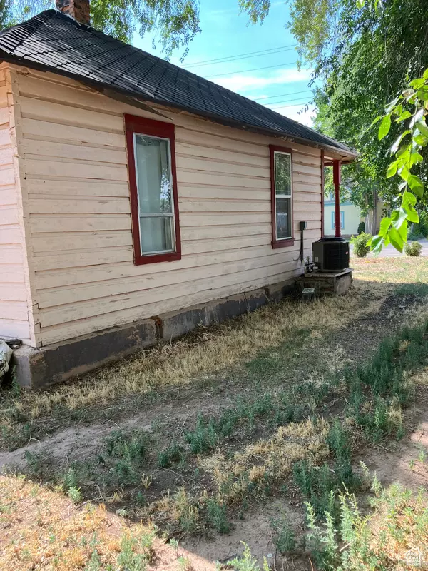 Richfield, UT 84701,341 E 200 N