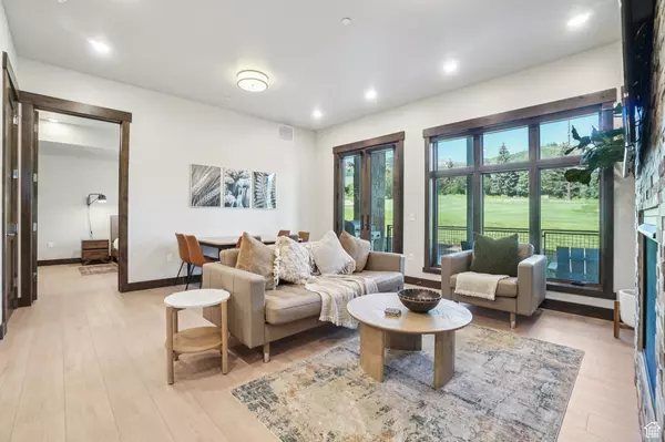 Park City, UT 84098,3703 BLACKSTONE DR #103