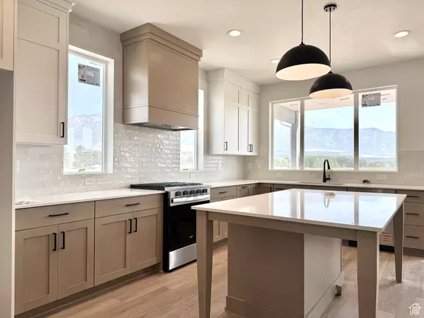 Plain City, UT 84404,3202 N 2875 W #39