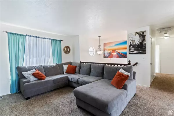 Clearfield, UT 84015,2278 S 300 W