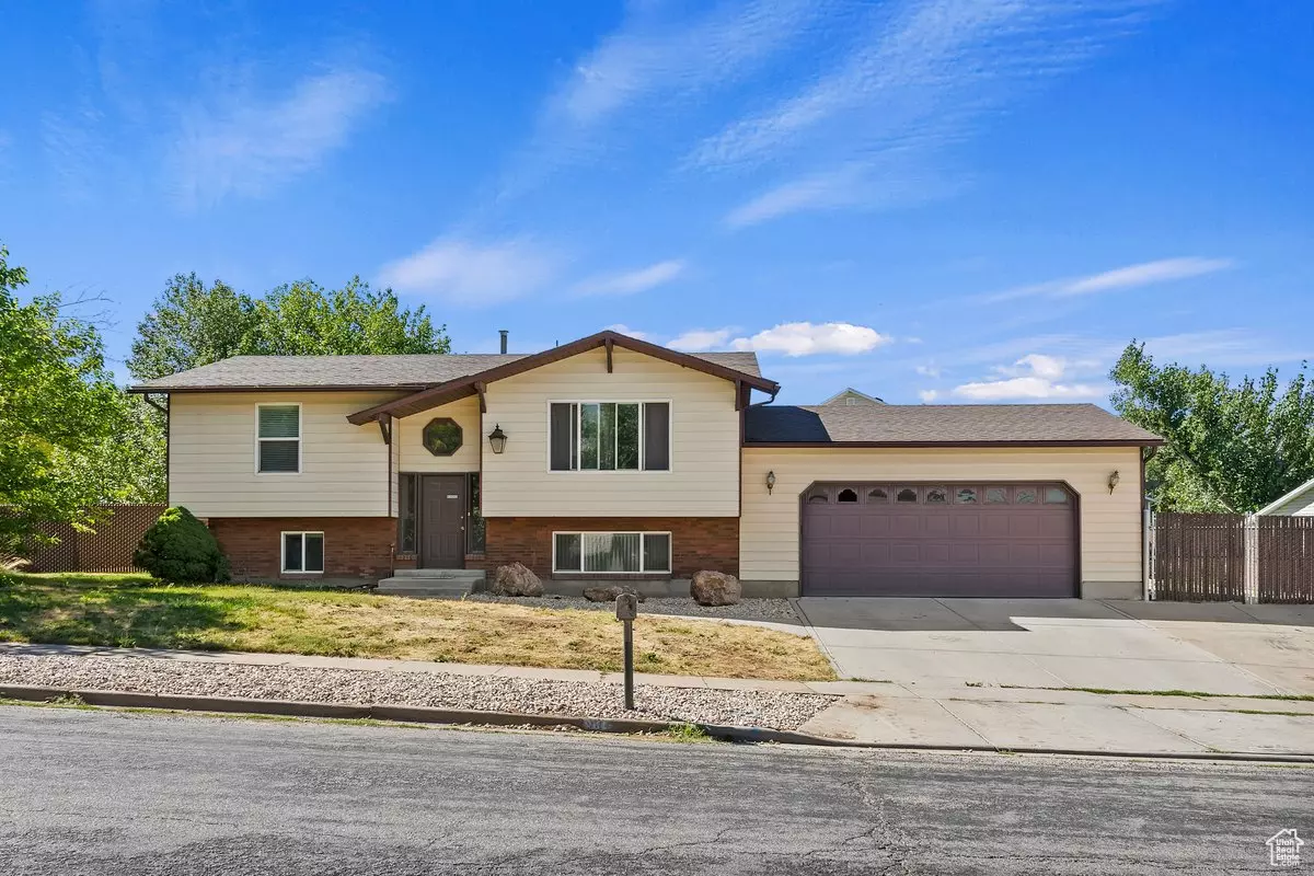 Ogden, UT 84404,961 E 900 N