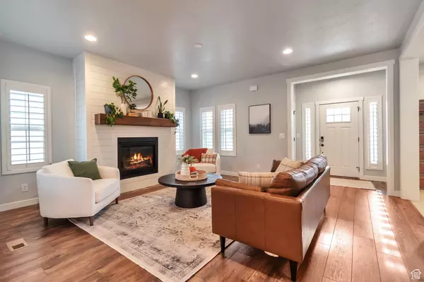South Jordan, UT 84009,5208 W LAKE TERRACE S