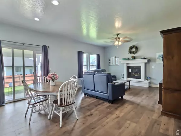 Vernal, UT 84078,819 S 300 W