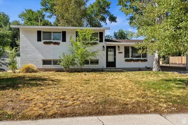 244 W 250 S, Kaysville, UT 84037