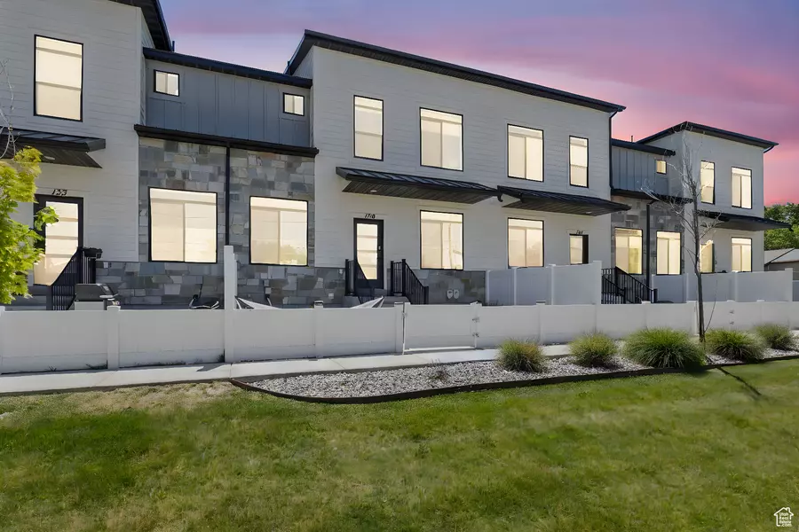 129 E 7085 S #14, Midvale, UT 84047