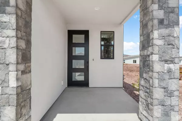 Washington, UT 84780,1033 E COYOTE DR