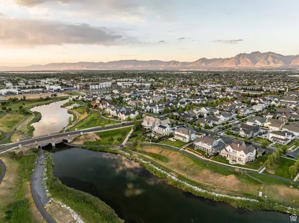 South Jordan, UT 84009,10688 S WATERY WAY W