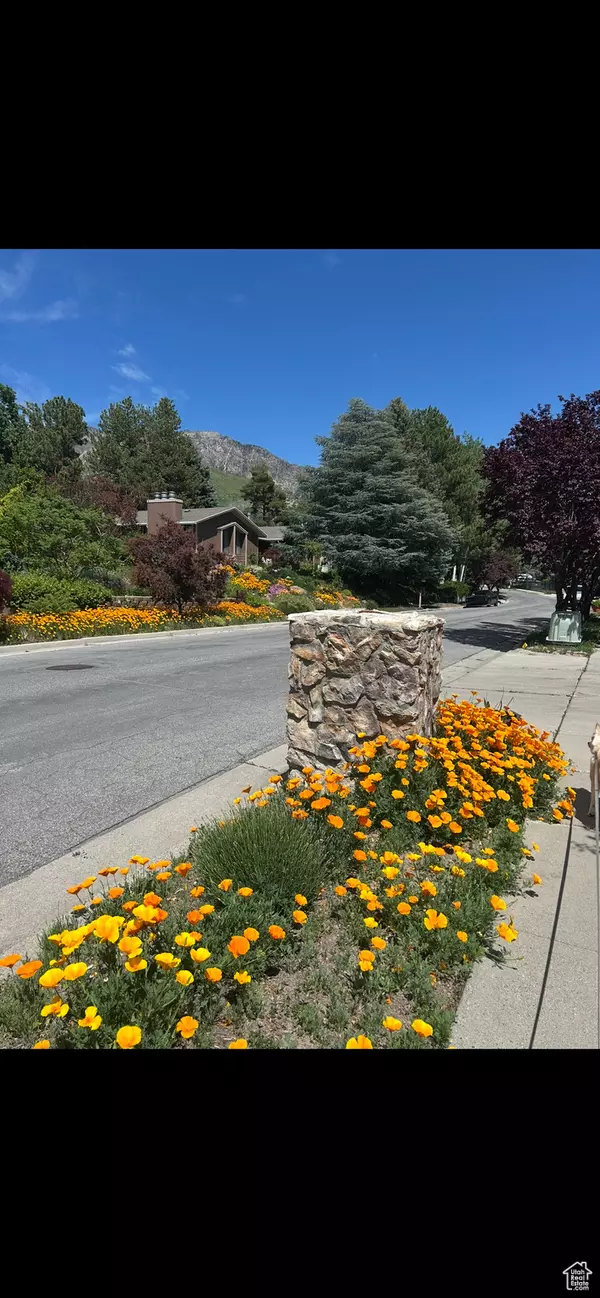 Salt Lake City, UT 84121,3404 E ENCHANTED HILLS DR S
