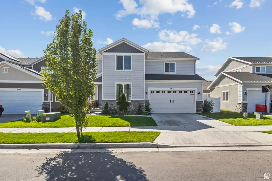 5077 W BLYTHSWOOD LN, Herriman, UT 84096