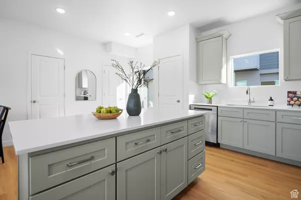 Millcreek, UT 84107,4463 S 500 E #50