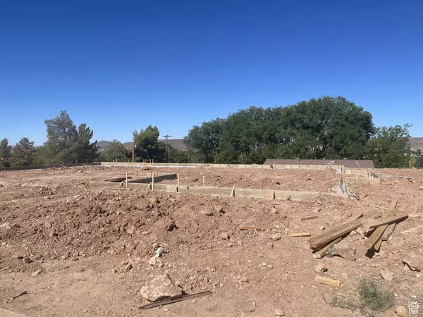 La Verkin, UT 84745,403 N 200 E #1
