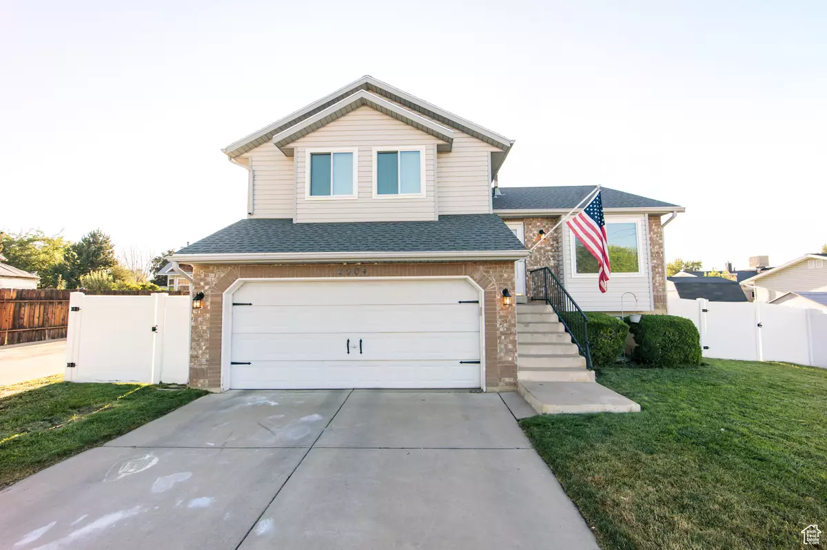 Roy, UT 84067,2904 W 5700 S