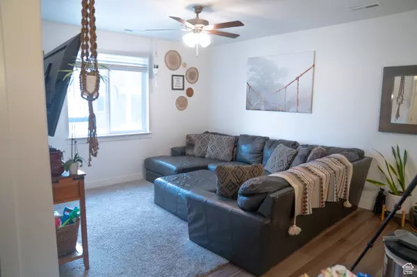 Lehi, UT 84043,3373 W 1960 N #O202