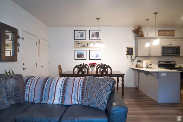Lehi, UT 84043,3373 W 1960 N #O202