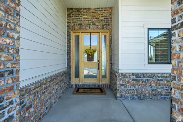 Hooper, UT 84315,6145 W 5800 S