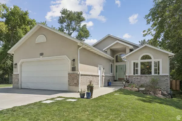1968 E SYCAMORE LN, Holladay, UT 84117