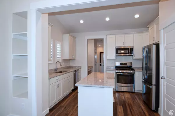 Lehi, UT 84043,2687 N 900 W